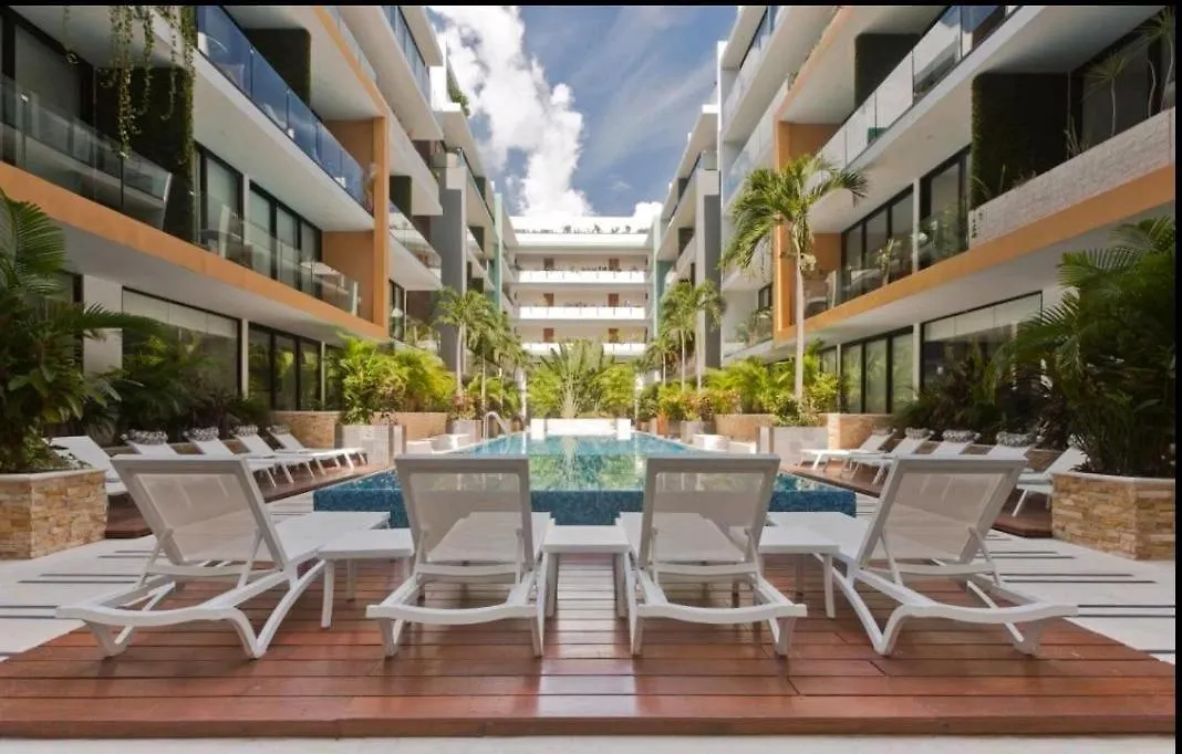 Studio Aura With Balcony, Pool, Gym & Sauna Playa del Carmen Lägenhetshotell